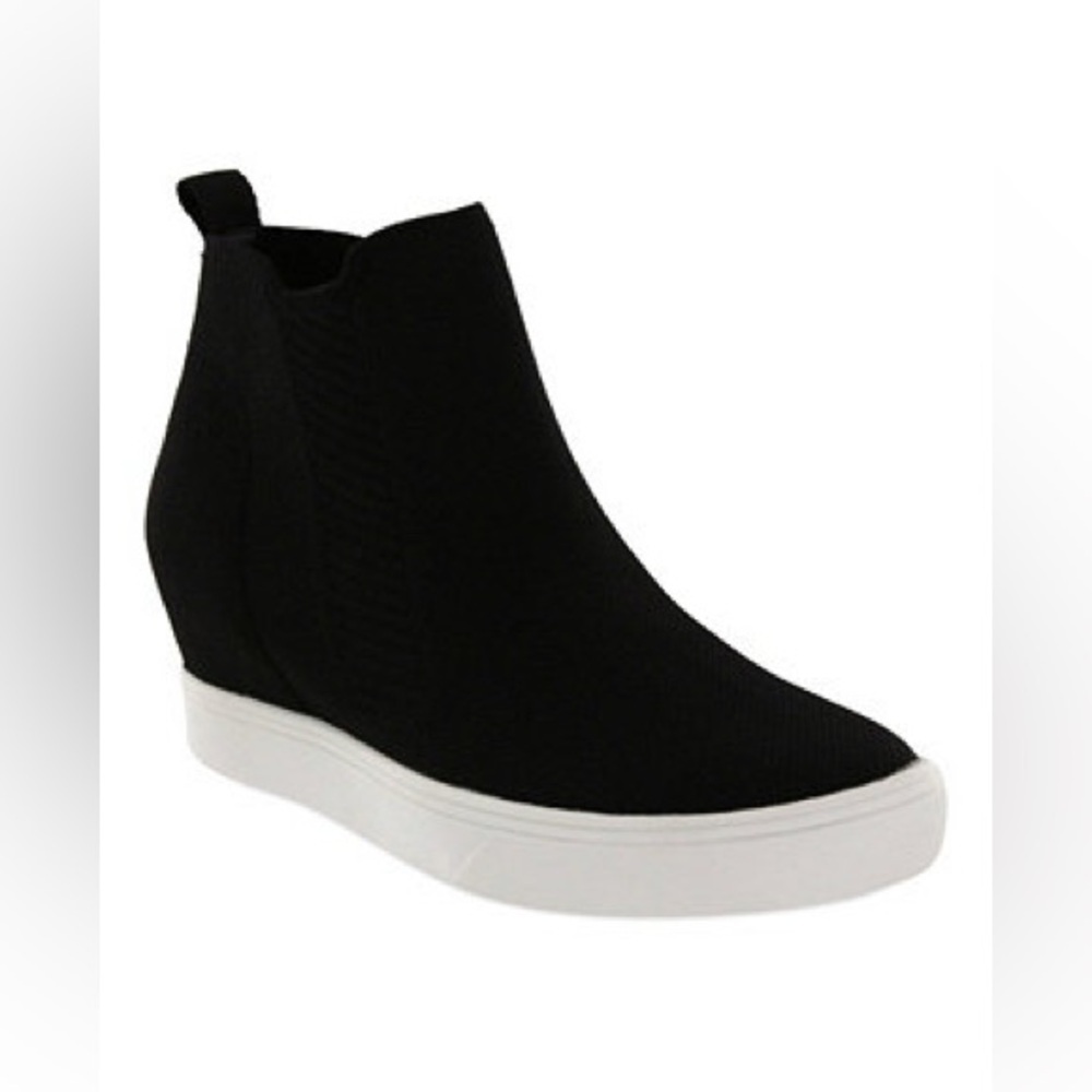 MIA Mandy black stretch knit hidden wedge ankle boots
